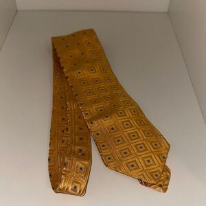 Ike Behar Gold Geometric Men's Tie